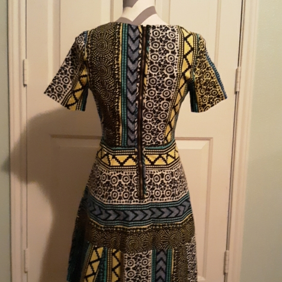 Dress - Picture 2 of 4